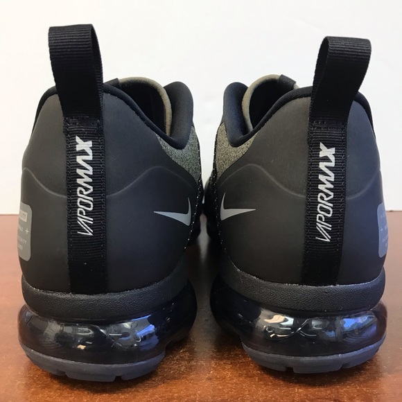 Nike Air Vapormax Run Utility Running Shoes - Picture 4 of 8